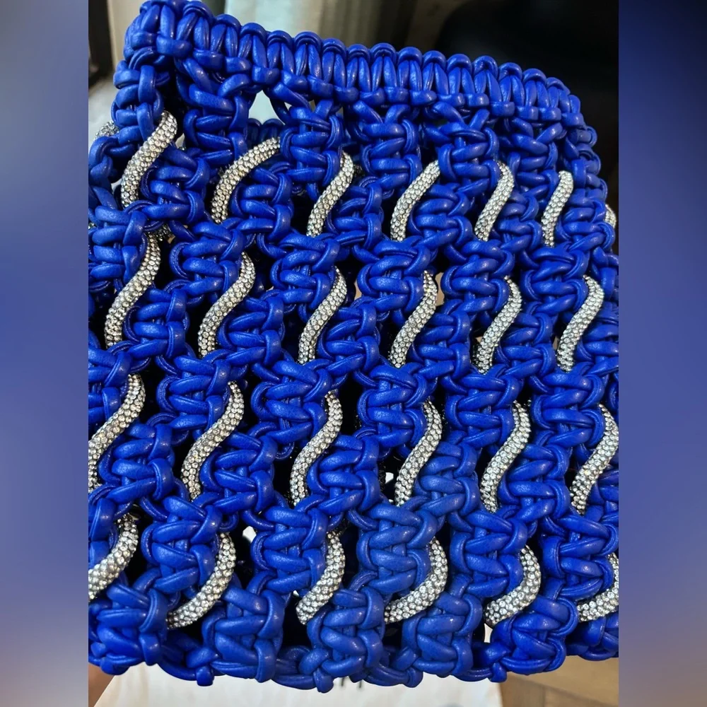 Yuzefi Woven Crystal Tote Bag - Picture 12 of 16